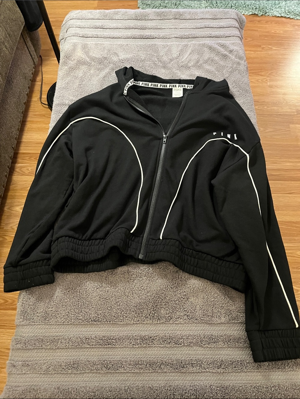 PINK Victoria's Secret Black Cropped Zip-Up sweatshirt Jacket with White Piping